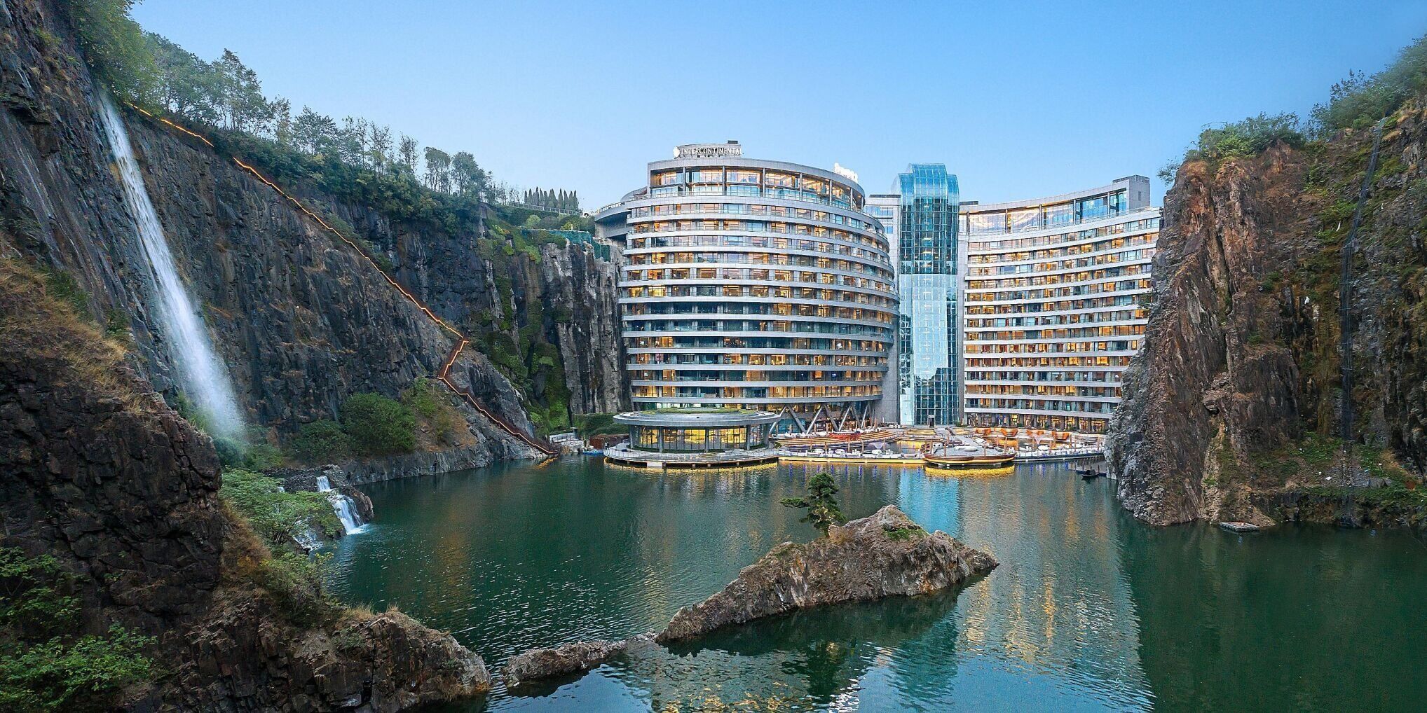 5. Intercontinental Shanghai Wonderland, China